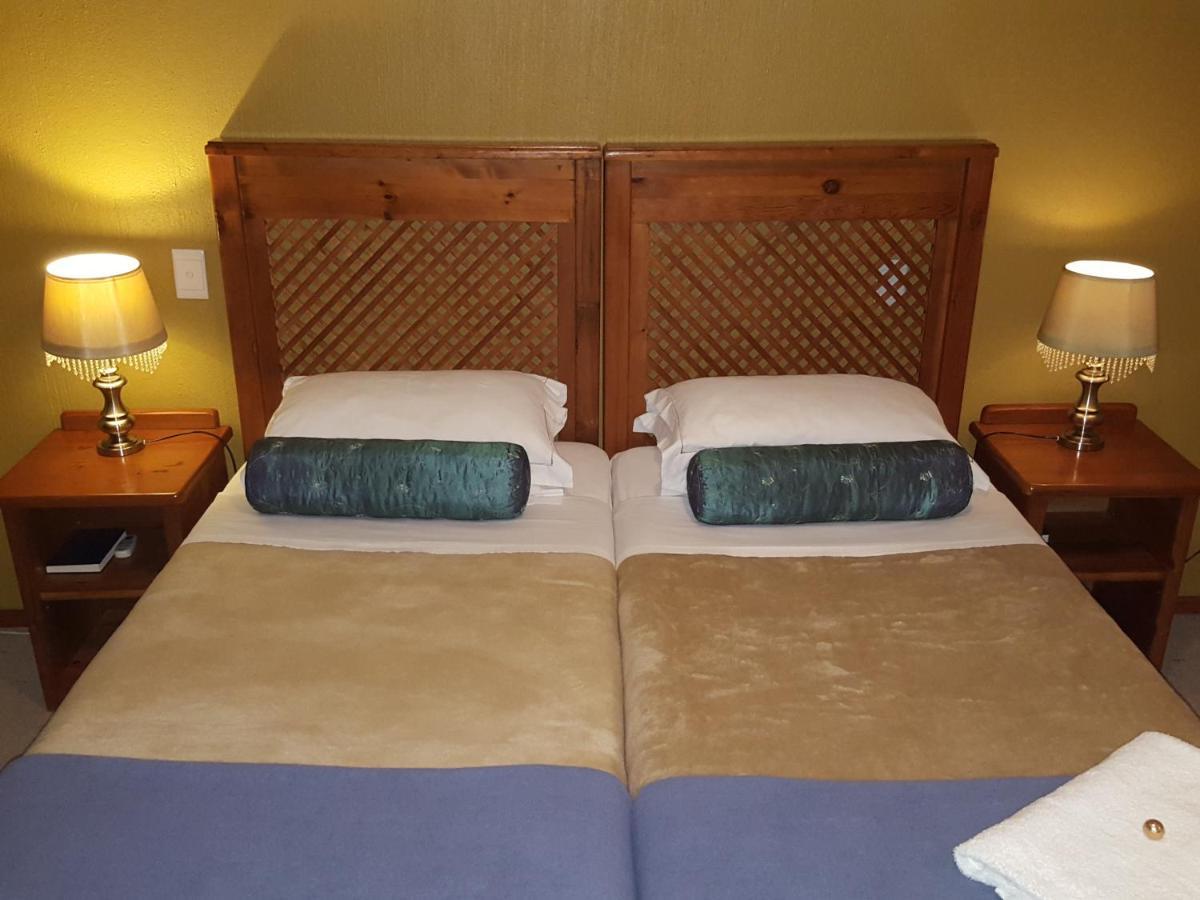 Bed and Breakfast Grace Place Bnb Претория Экстерьер фото