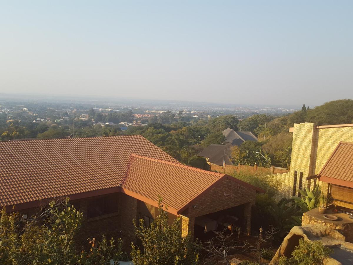 Bed and Breakfast Grace Place Bnb Претория Экстерьер фото